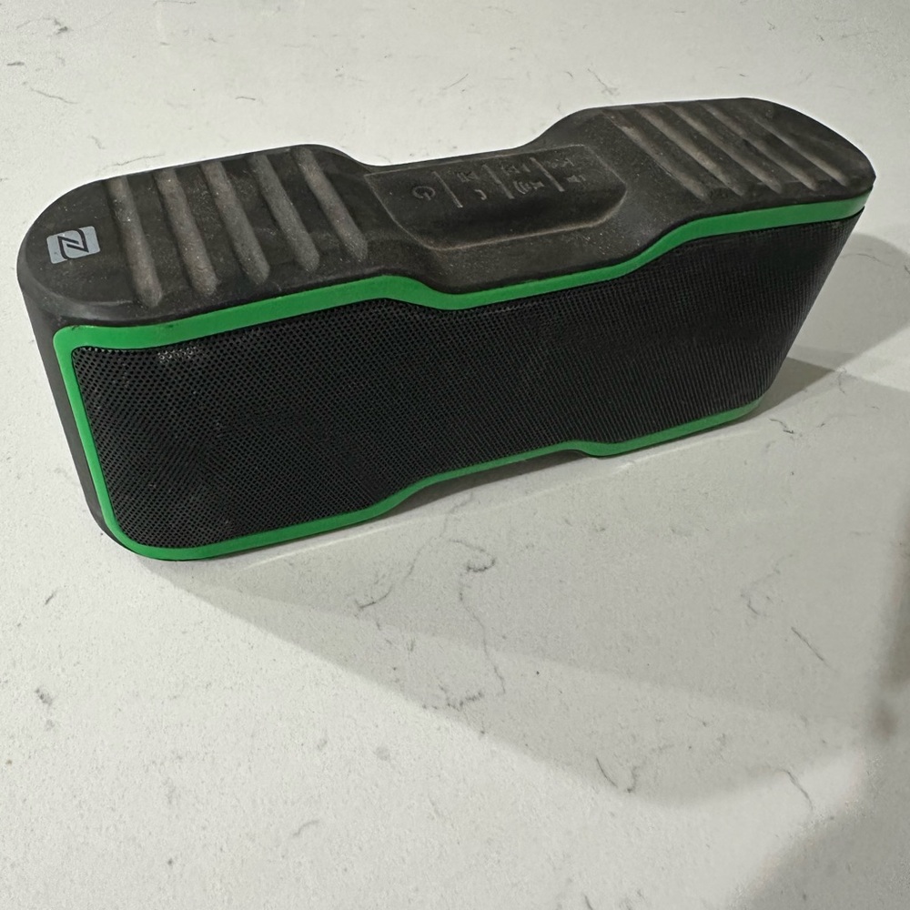 Aomais sport Portable Bluetooth Speaker